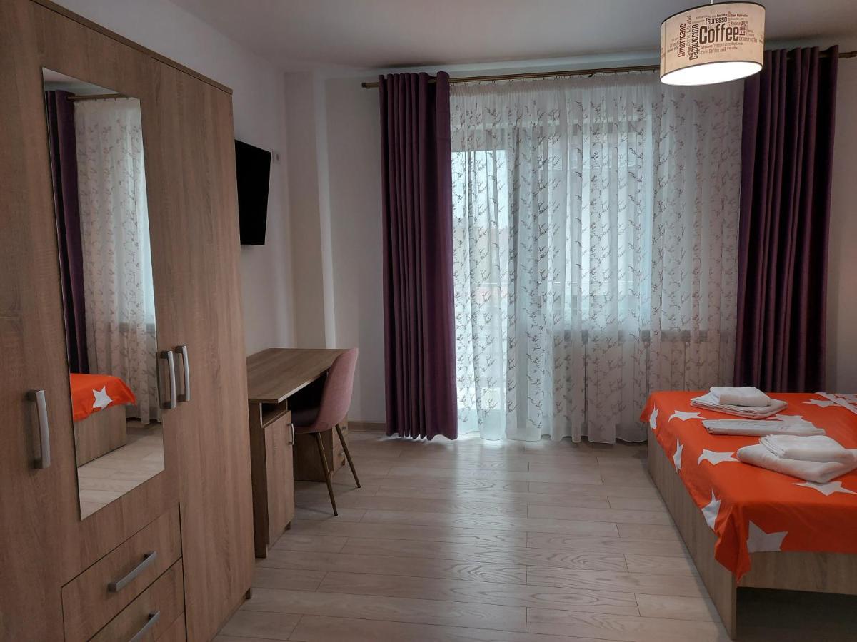 Appartamento Bya Brown Valea Lupului  Esterno foto