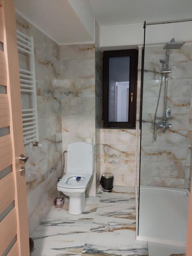Appartamento Bya Brown Valea Lupului  Esterno foto