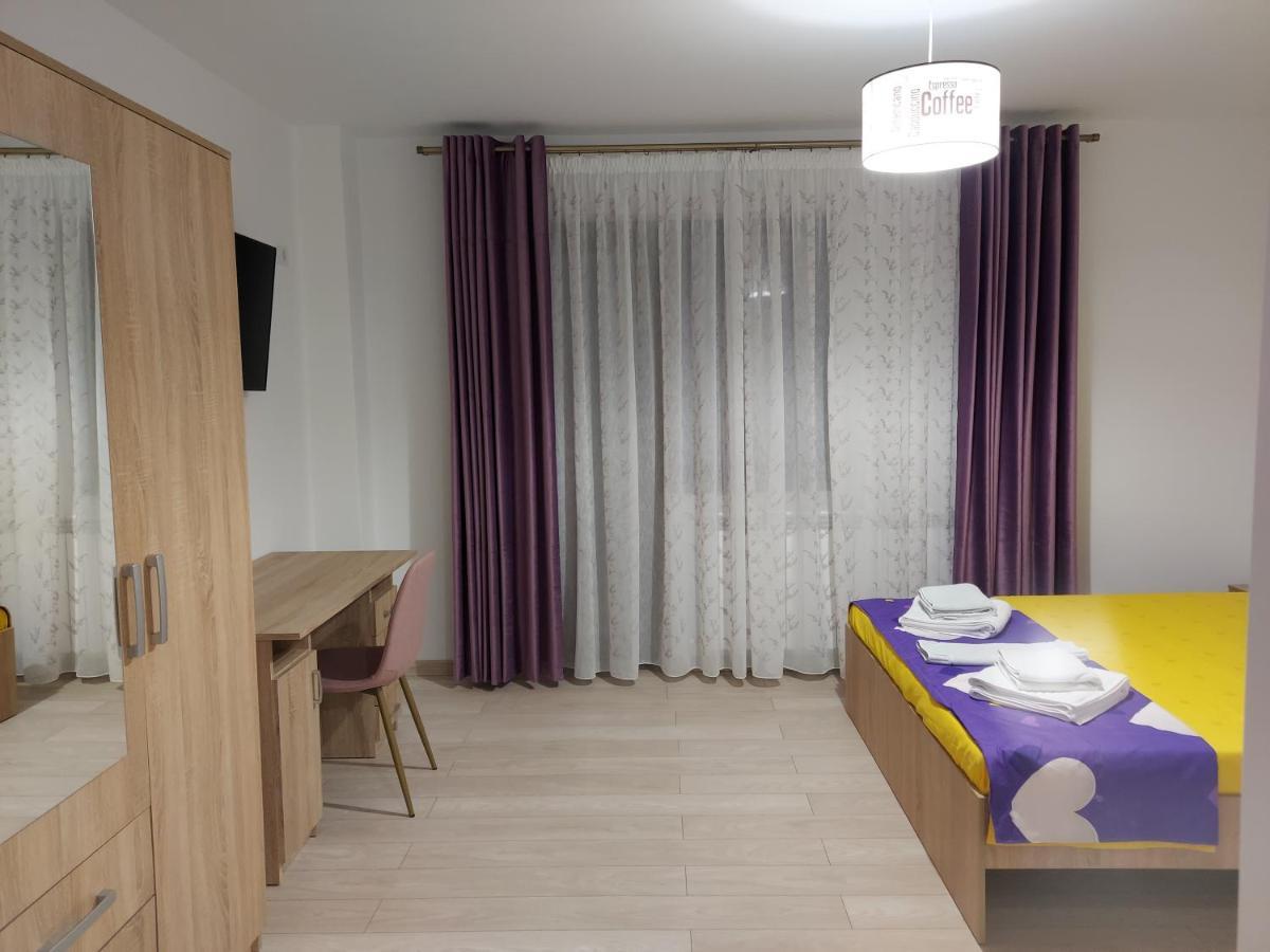 Appartamento Bya Brown Valea Lupului  Esterno foto
