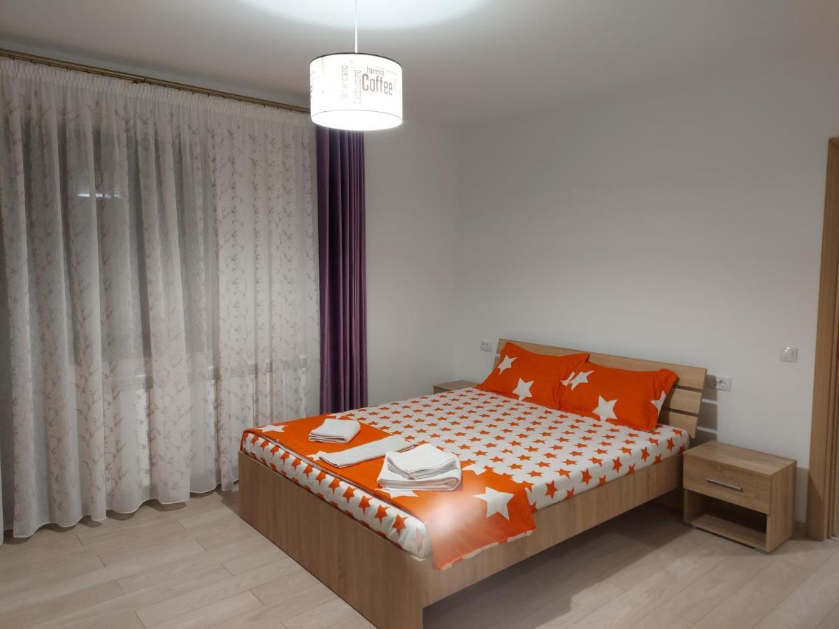 Appartamento Bya Brown Valea Lupului  Esterno foto