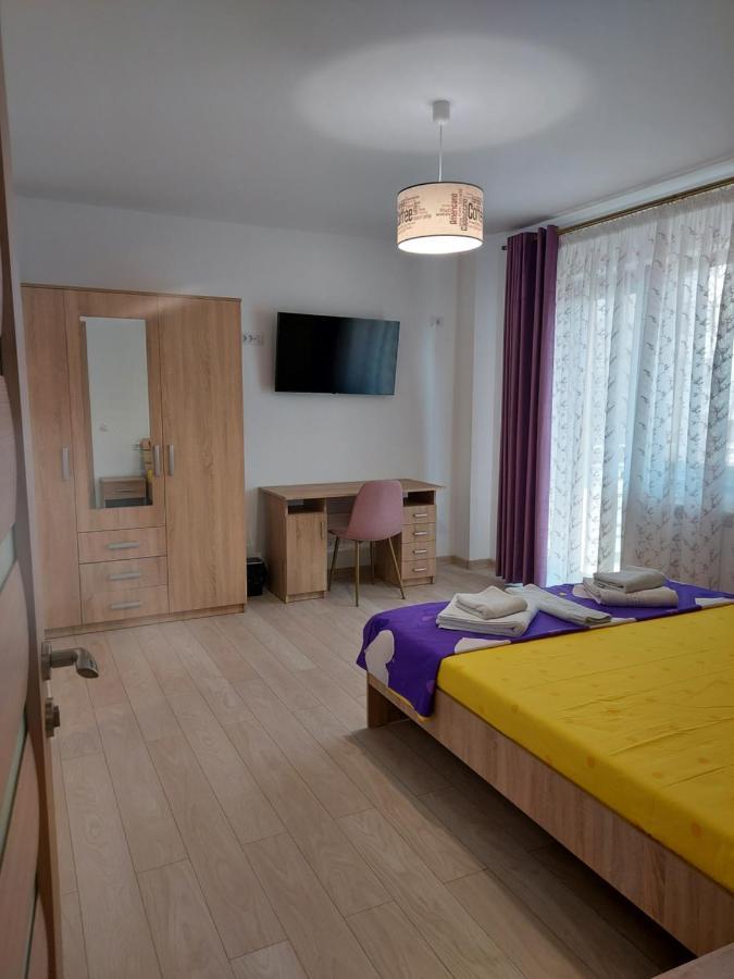 Appartamento Bya Brown Valea Lupului  Esterno foto
